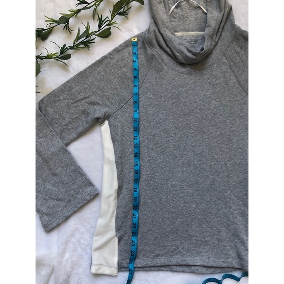 Calvin Klein Performance Long Sleeve Gray Pullover Women’s Hoodie - Picture 6 of 8